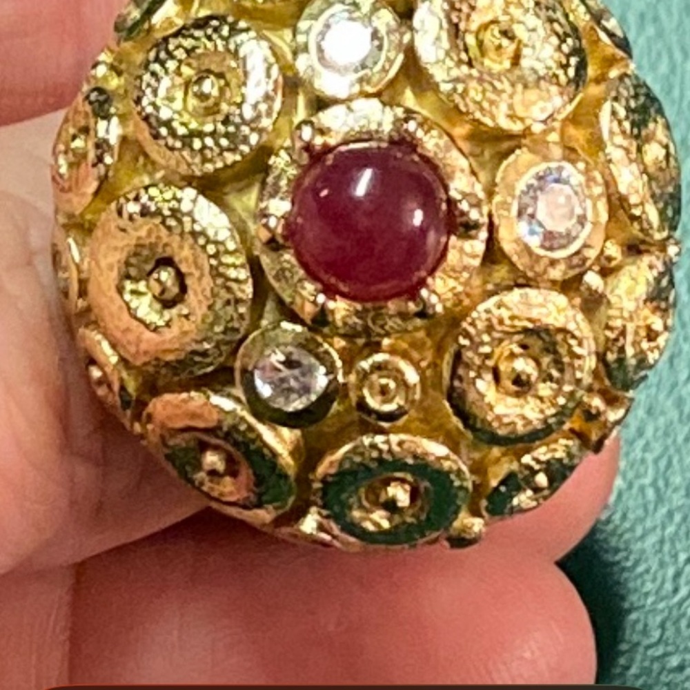 Big Statement Ring! - image 3